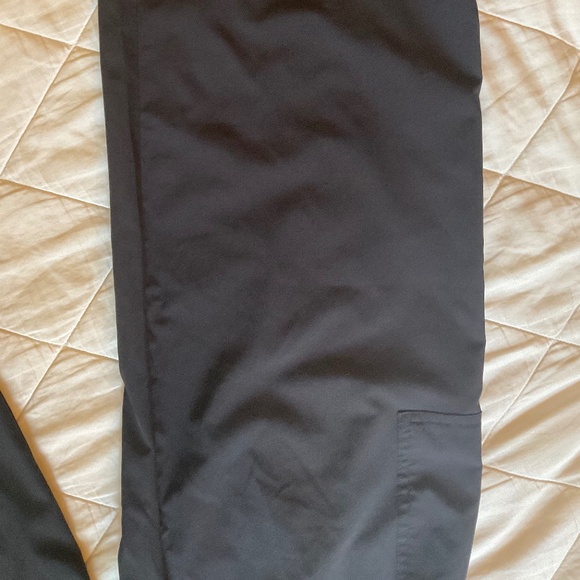 Maternity CARGO WIDE LEG pants 🤌🏻😎 - Picture 4 of 12